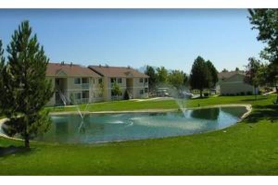 Lakeside Village Apartments in Murray, UT