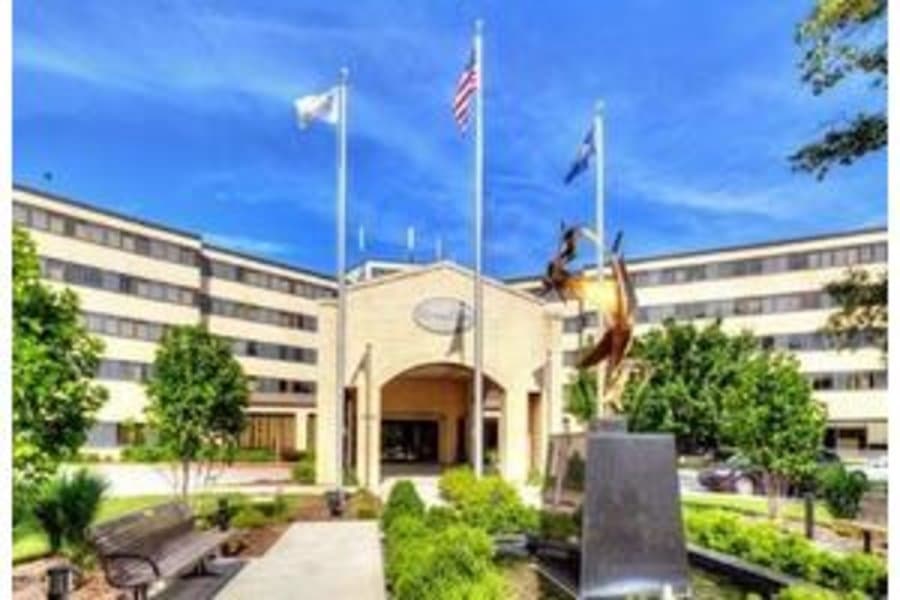 Lakeview Village in Lenexa, KS