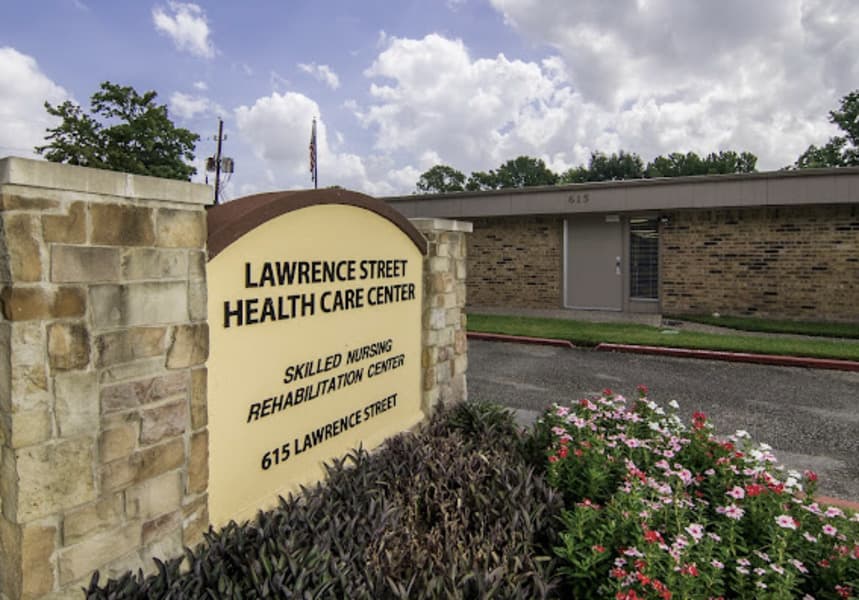 Lawrence Street Health Care Center in Tomball, TX - Main View