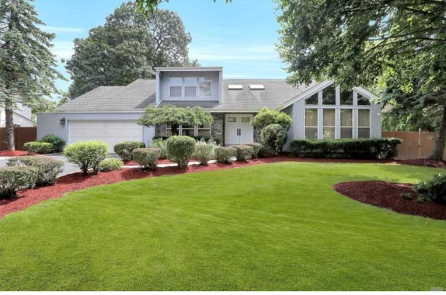 Lees Family Type Home for Adults - Senior living in Northport, New York