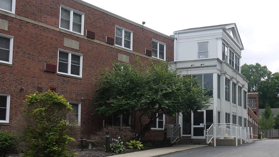 Legacy Health Services-Cedarwood Plaza in Cleveland Heights, OH