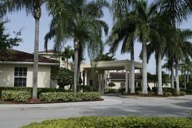 Lesly's Leisure Living in Pompano Beach, FL - Main View