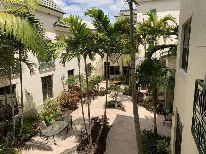Luxe Rehabilitation Center at Wellington in Wellington, FL - Main View