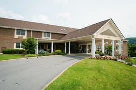 Lynn Care Center - Senior living in Front Royal, Virginia