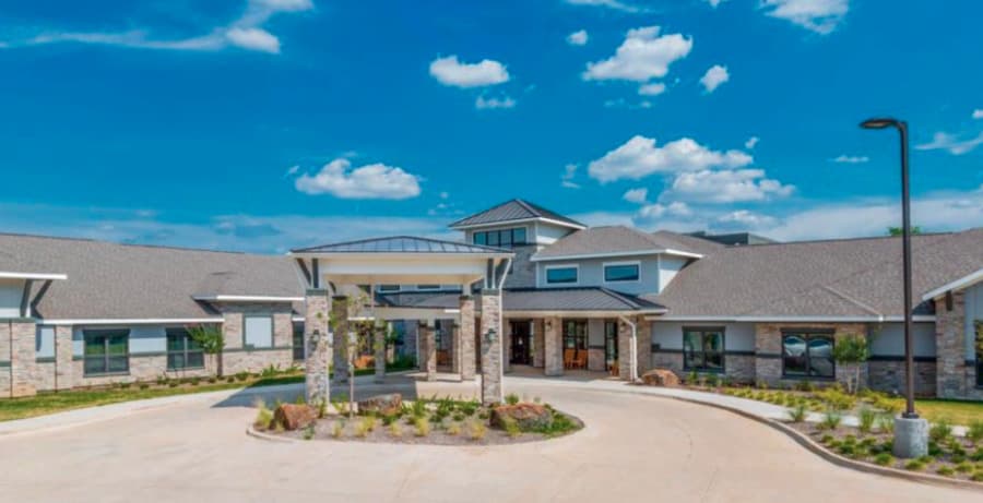 Lynridge Of Arlington Assisted Living and Memory Care in Arlington, TX - Main View