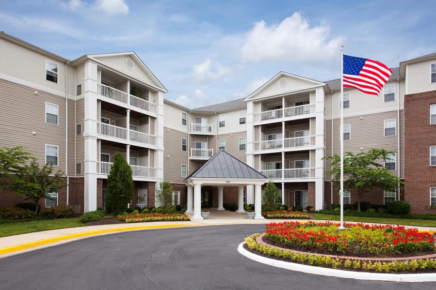 Manchester Lakes Senior Apartments in Alexandria, VA - Main View