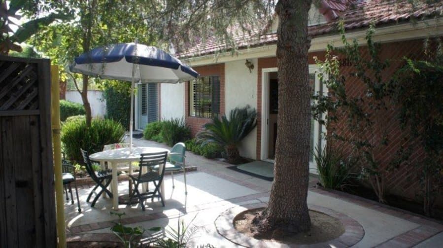 Marble Terrace I in Tarzana, CA - Main View