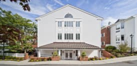 Meadow Green Rehabilitation and Nursing Center in Waltham, MA - Main View
