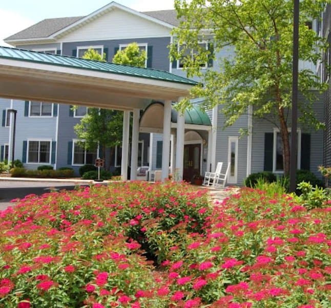 Mira Vie at Manalapan in Manalapan, NJ - Main View