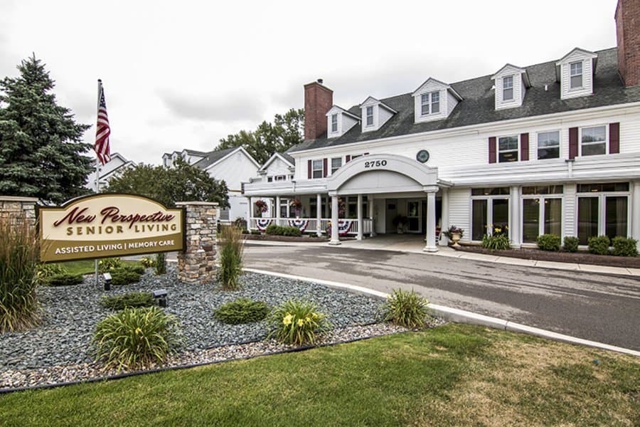 New Perspective | Roseville in Roseville, MN - Main View