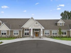 Oak Crest in Spring Lake Park, MN - Main View