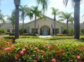 Oak Tree Manor in Seminole, FL - Main View