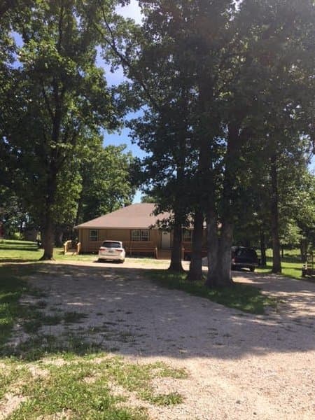 Oakview Senior Care in Mount Vernon, MO - Main View