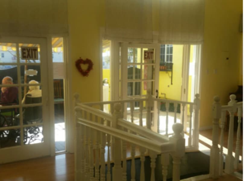 Oceans Garden Senior Living Facility in Santa Monica, CA - Main View