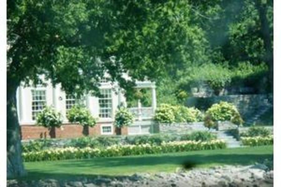 One MacDonough Place in Middletown, CT - Main View