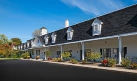 Orchard Manor in Farmington, MI - Main View