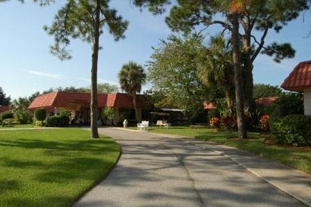 Brookdale Bradenton Gardens in Bradenton, FL - Main View