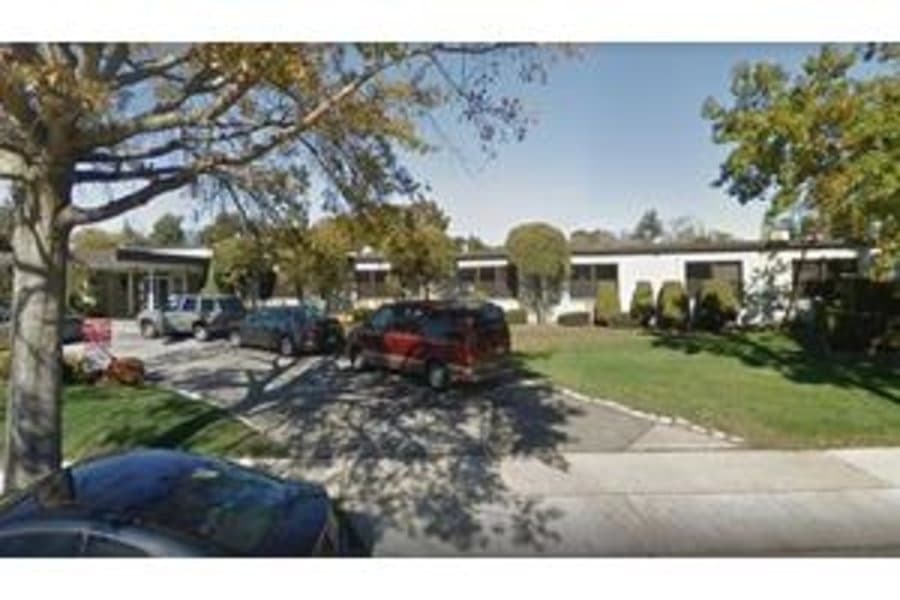 Parkview Care and Rehab Center in Massapequa, NY - Main View