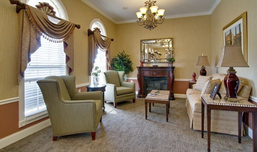 Parkway Gardens in Fairview Heights, IL - Main View
