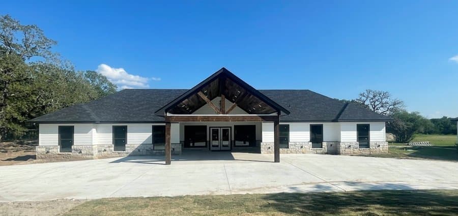 Peach Creek Assisted Living in College Station, TX - Main View