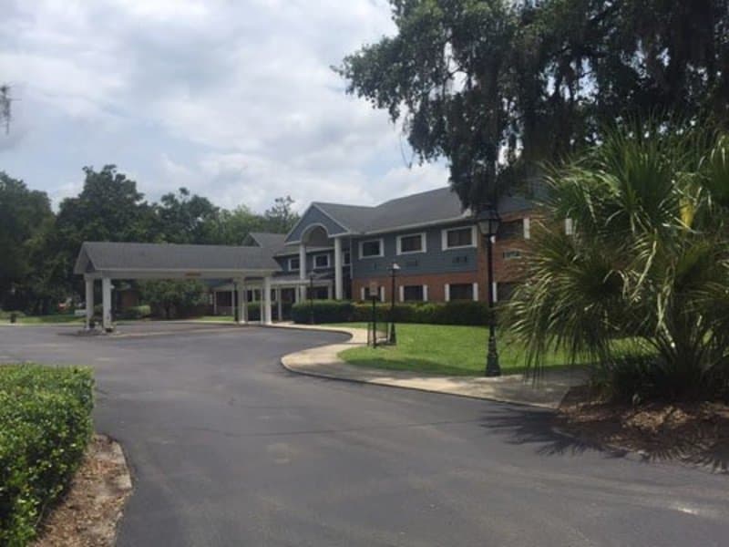 Plantation Oaks Assisted Living and Memory Care - Senior living in High Springs, Florida