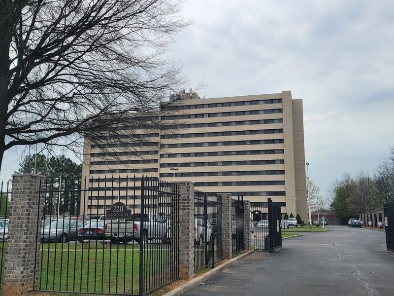Presbyterian Apartments in Huntsville, AL - Main View