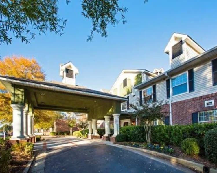 Regal Pointe At East Cobb in Marietta, GA - Main View