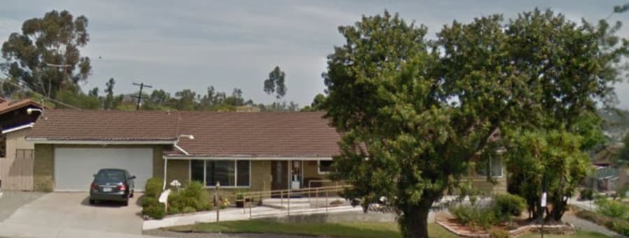 Reina's Residential Care in La Mesa, CA