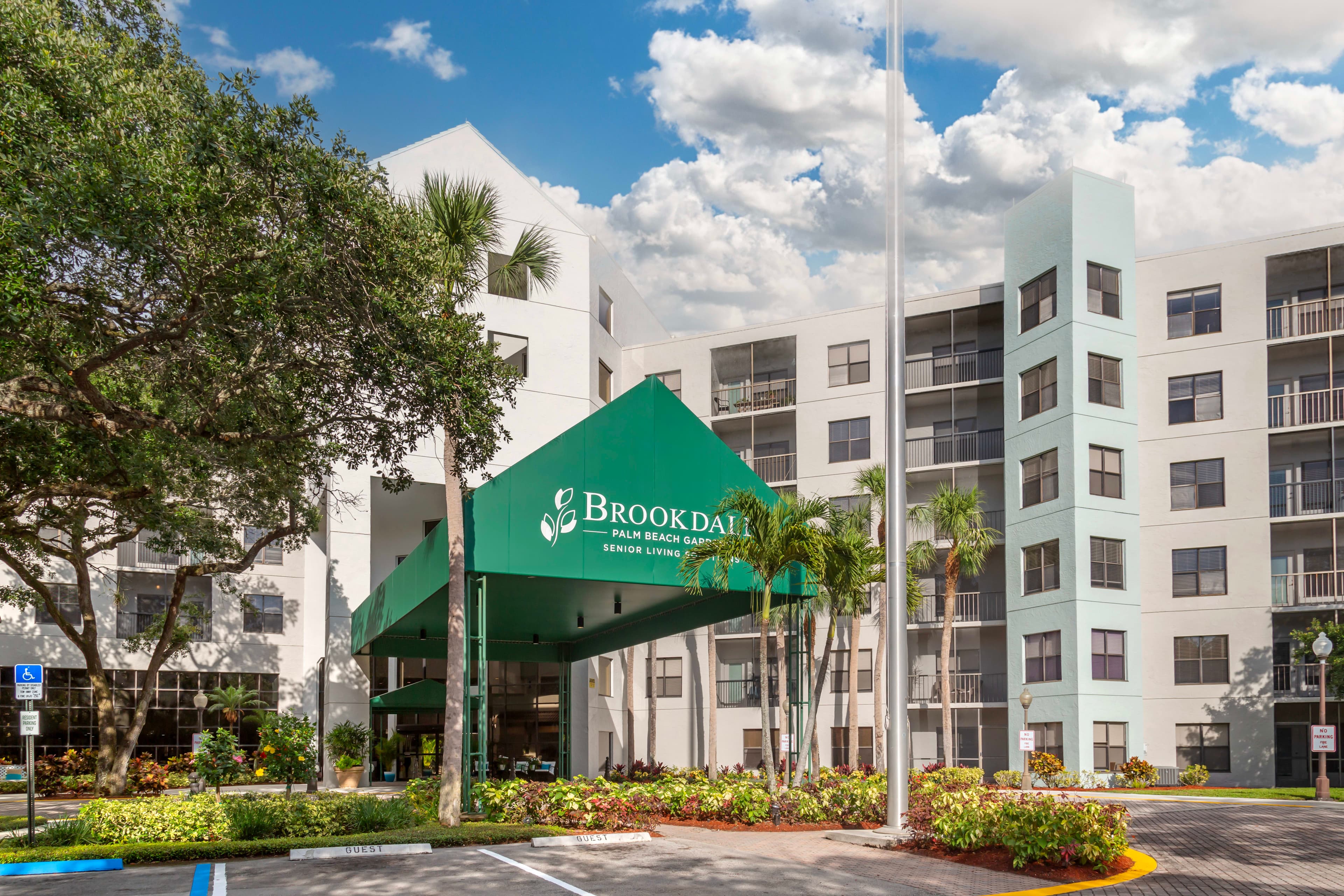 Brookdale Palm Beach Gardens in Palm Beach Gardens, FL - Main View