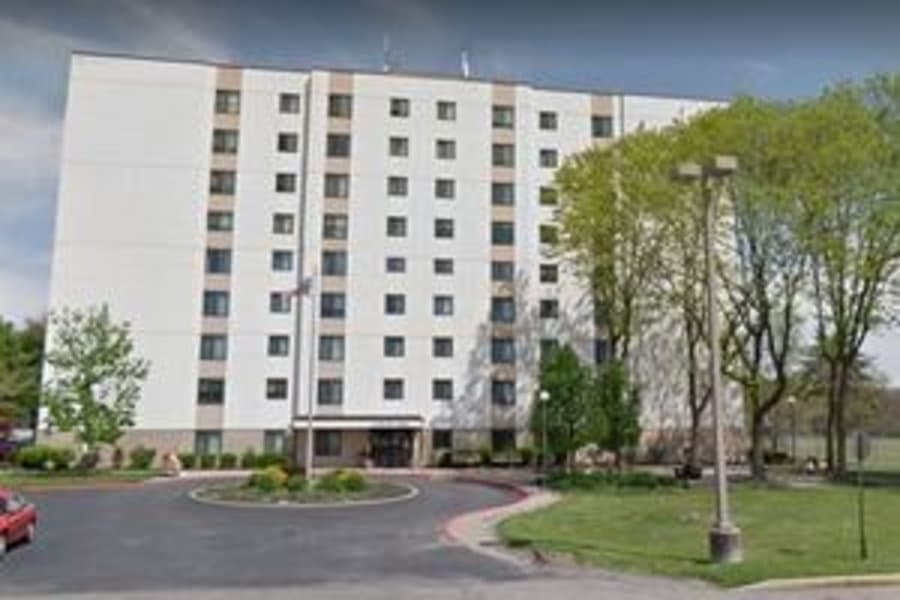 Riverview Manor in Pittsburgh, PA - Main View