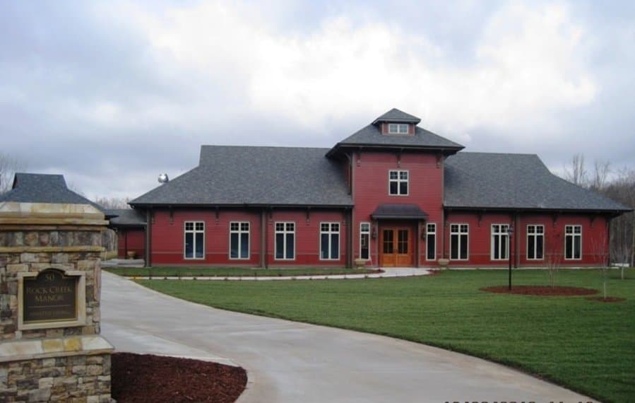 Rock Creek Manor in Jasper, GA - Main View