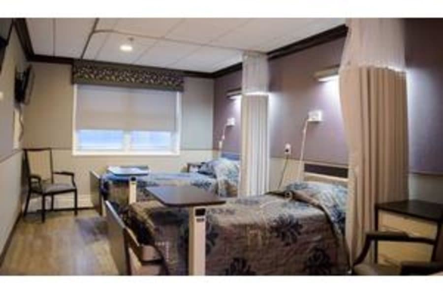 Rockville Skilled Nursing and Rehabilitation Center in Rockville Centre, NY - Main View