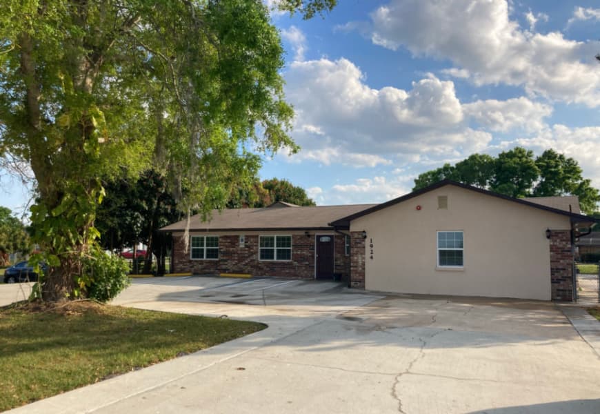 Rose's Terrace in Kissimmee, FL