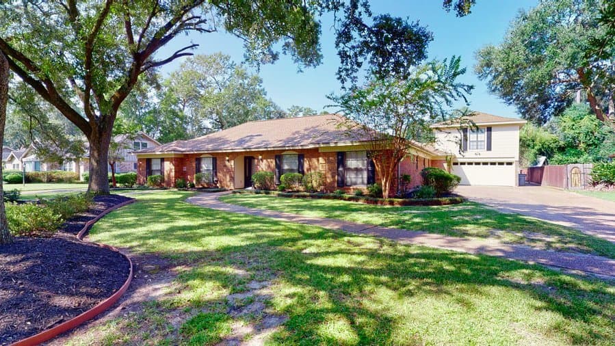Rosemary House in Beaumont, TX - Main View
