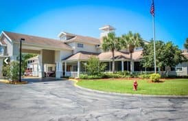 Sandgate Gardens Rehab & Nursing Center in Fort Pierce, FL - Main View