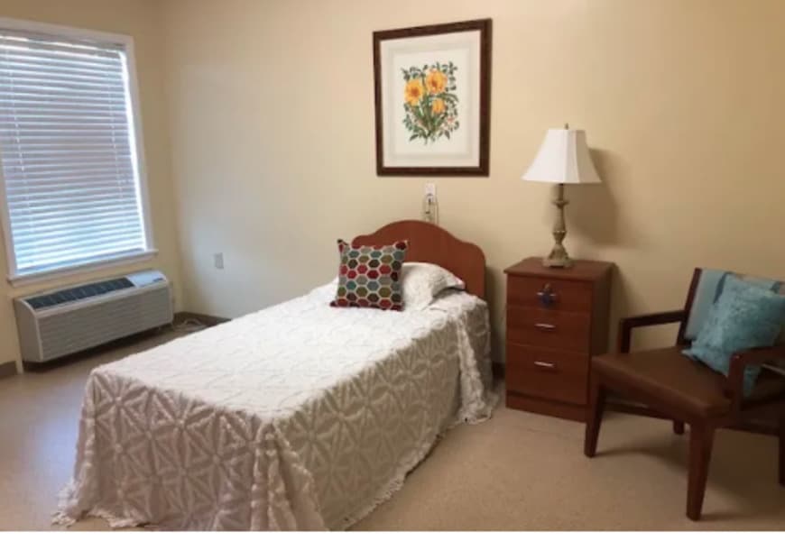 Sandy Ridge Assisted Living in Candor, NC - Main View