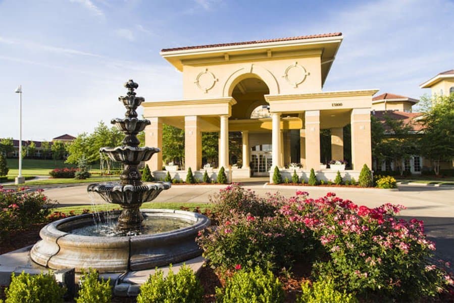 Santa Marta Senior Living in Olathe, KS