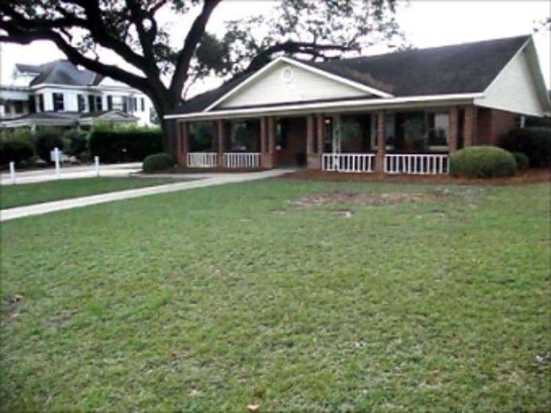Savanah Court of Camilla in Camilla, GA - Main View