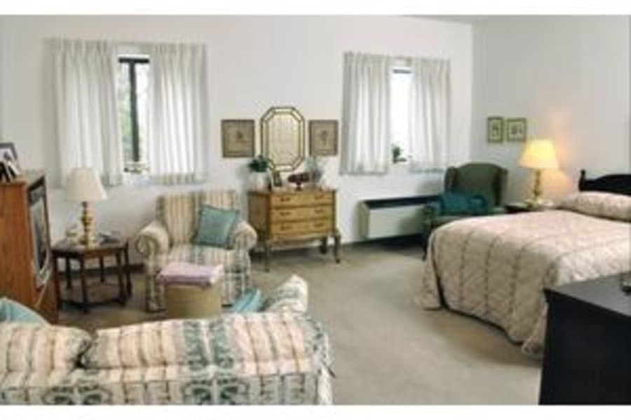 Seneca Place in Verona, PA - Main View