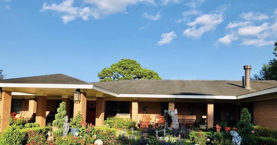Serenity Assisted Care Living in Beaumont, TX - Main View