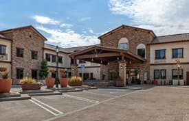 Sherwood Oaks Post Acute in Thousand Oaks, CA - Main View