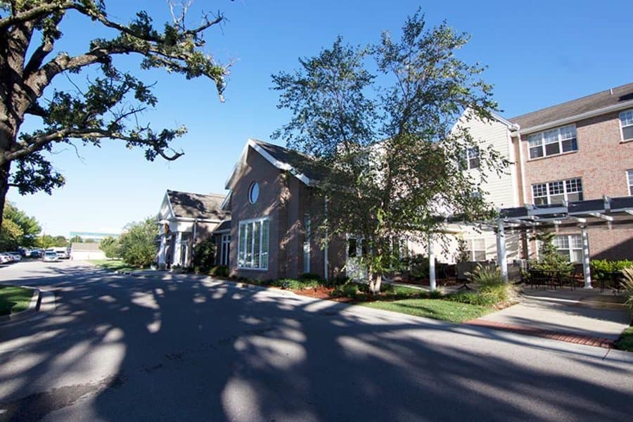 Silvercrest at Deer Creek Retirement Community in Overland Park, KS - Main View