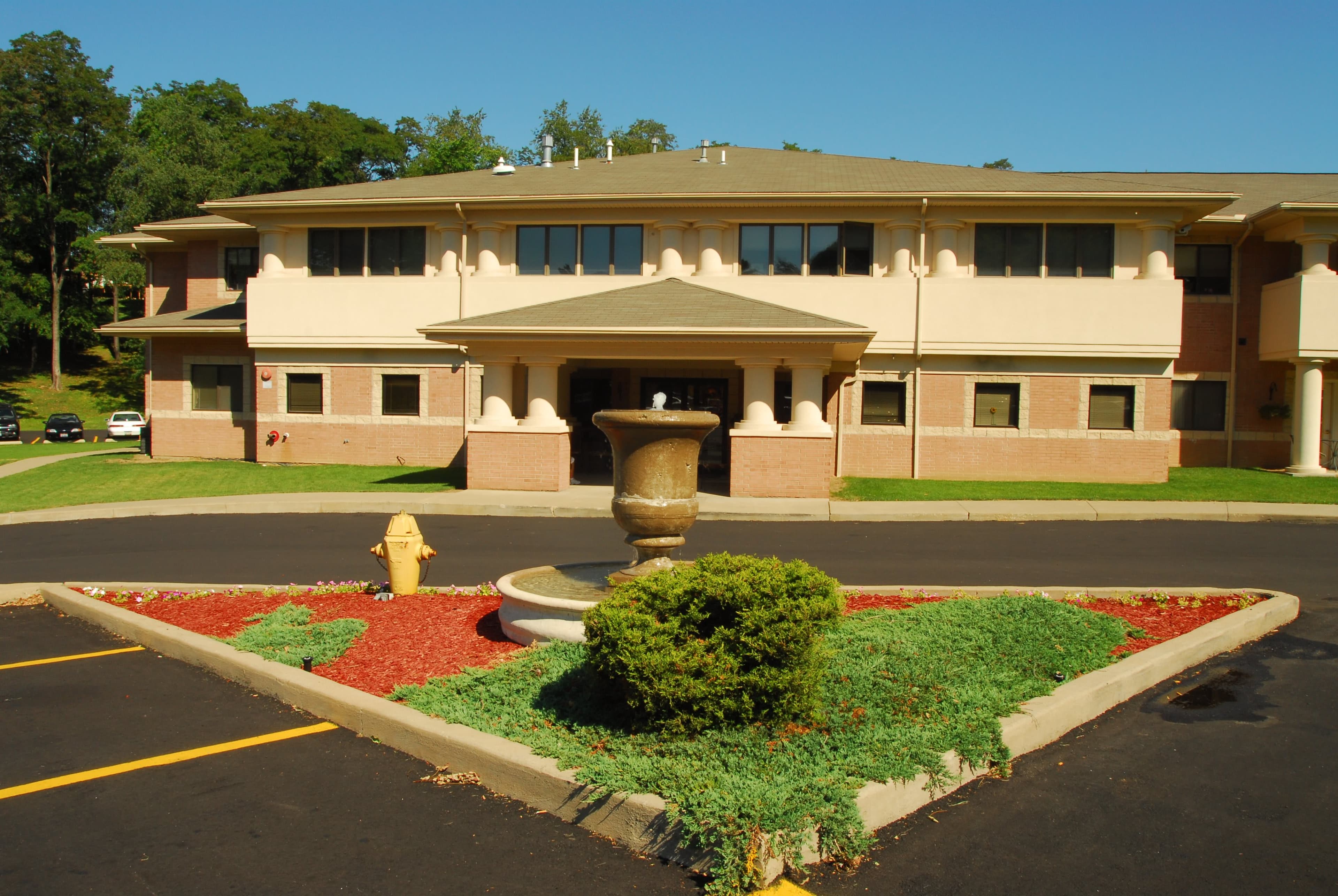 Carriage House Assisted Living in Steubenville, OH - Main View