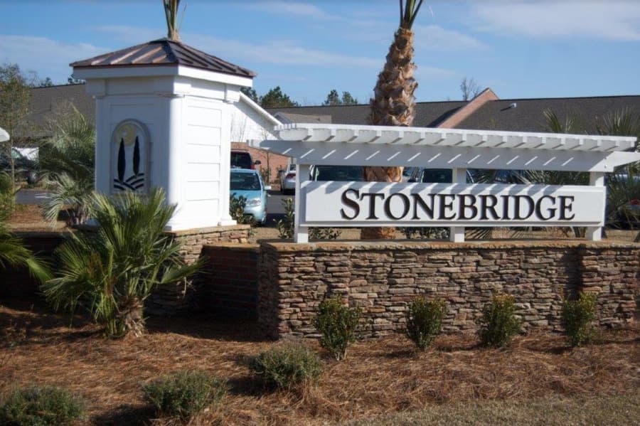 Stonebridge Assisted Living & Memory Care - Senior living in Hampstead, North Carolina