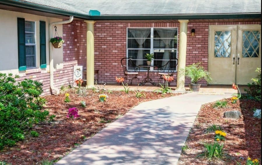 Sugarmill Manor in Homosassa, FL
