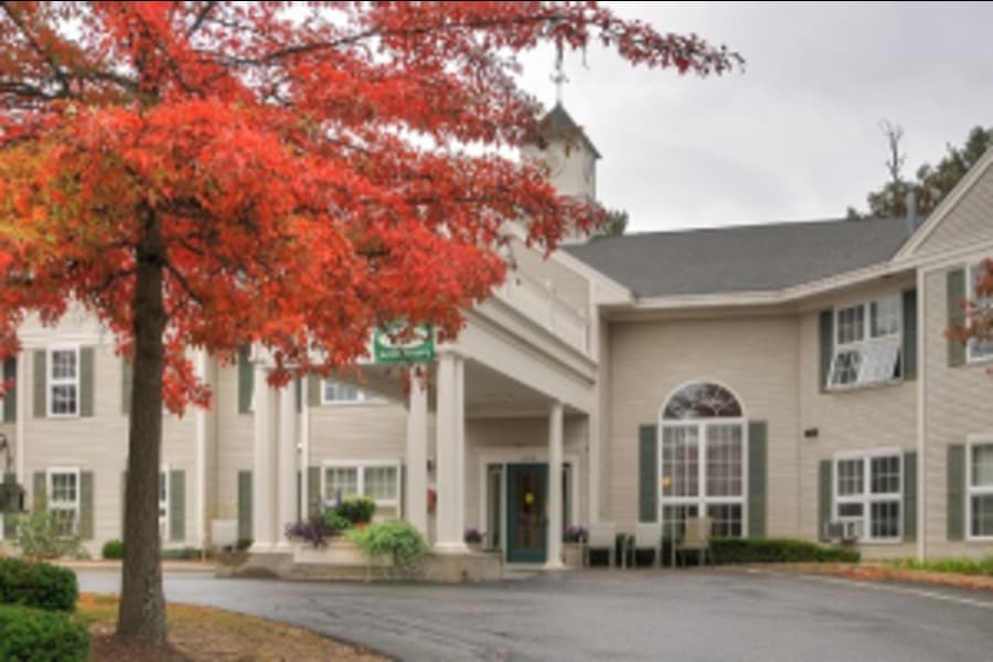 Summercrest Senior Living - Senior living in Newport, New Hampshire