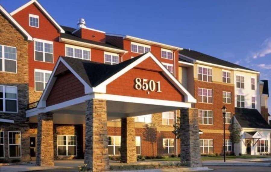 Summit Place in Eden Prairie, MN