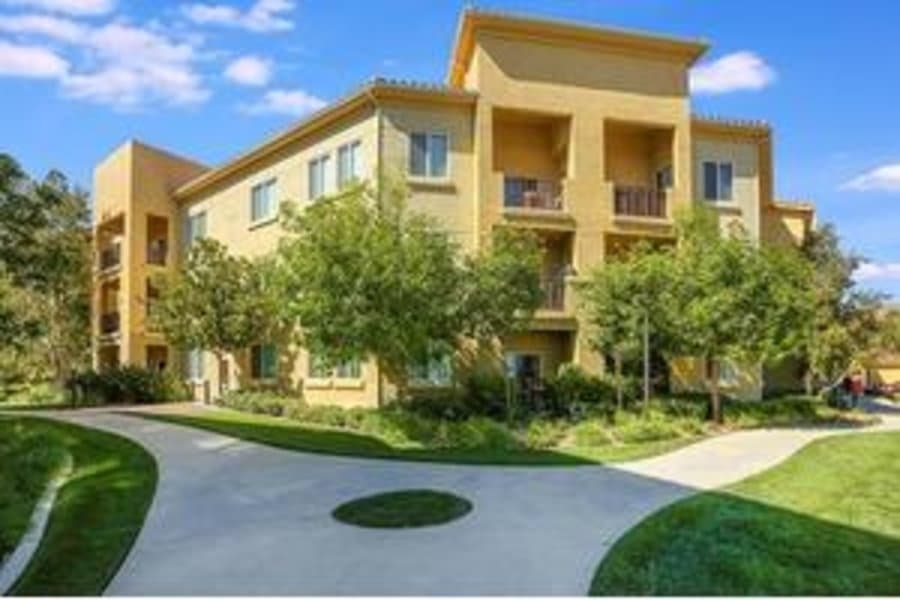 Tesoro Apartments in Northridge, CA - Main View
