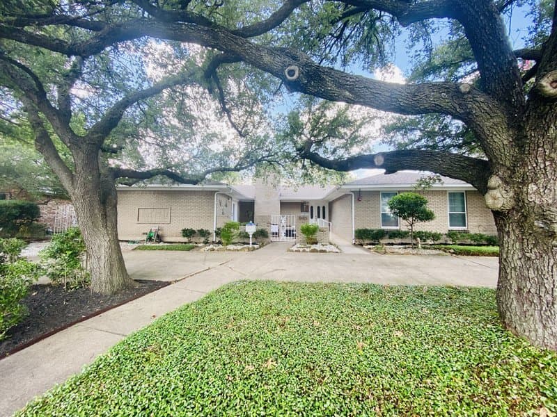 The Arbor Woods in Dallas, TX - Main View