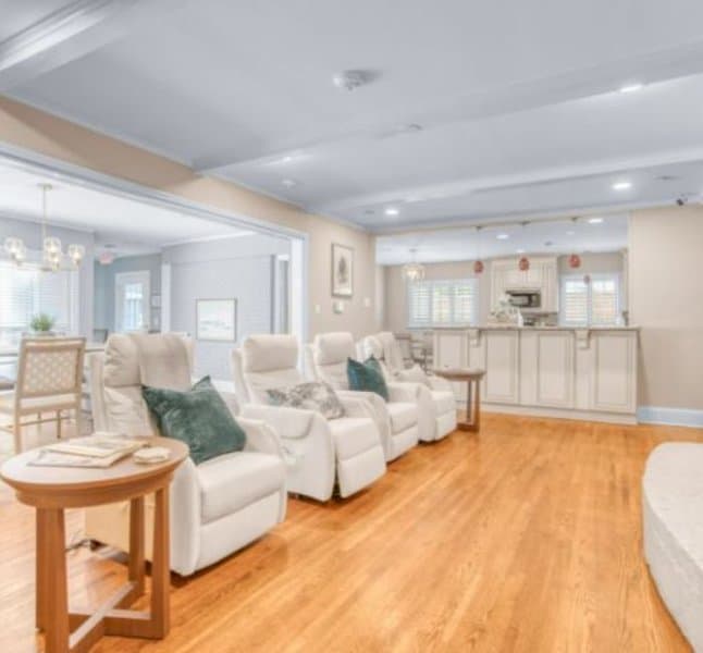 The Brownstone in Charlotte, NC - Main View